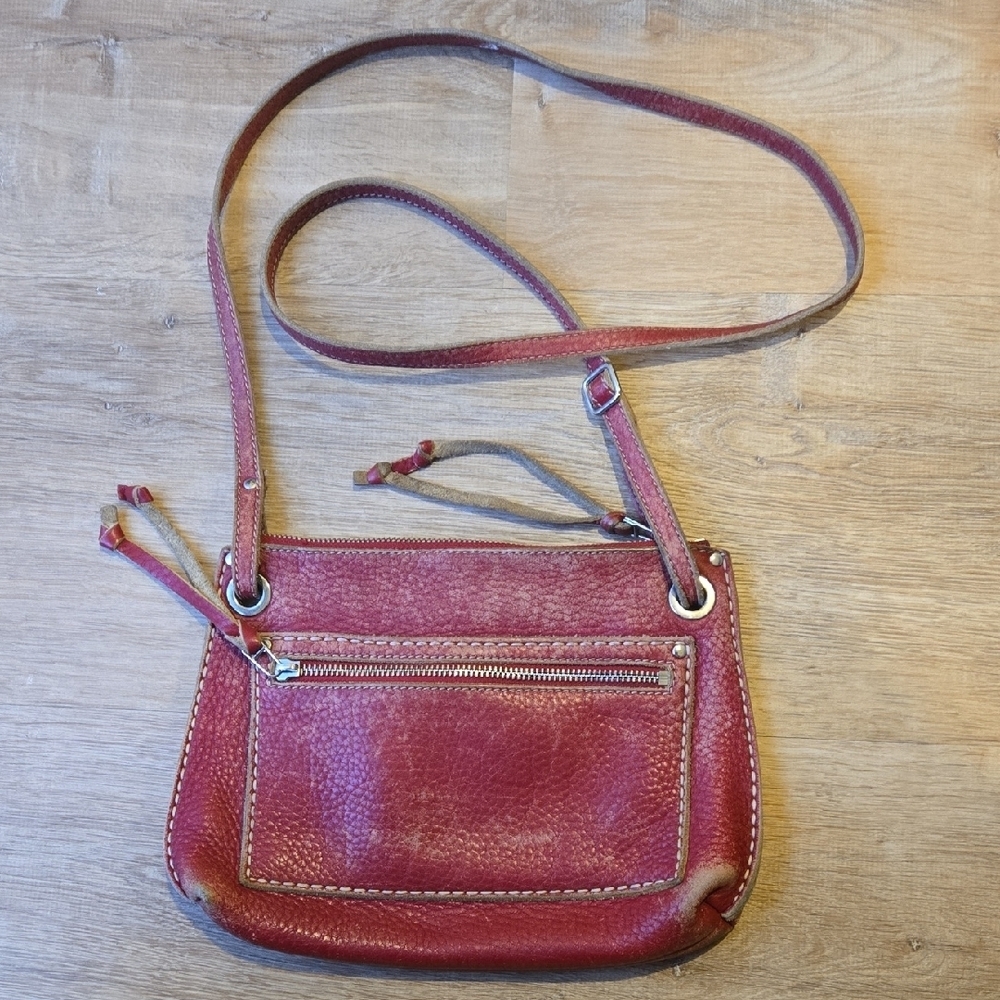 ROOTS Vintage Leather Crossbody Bag